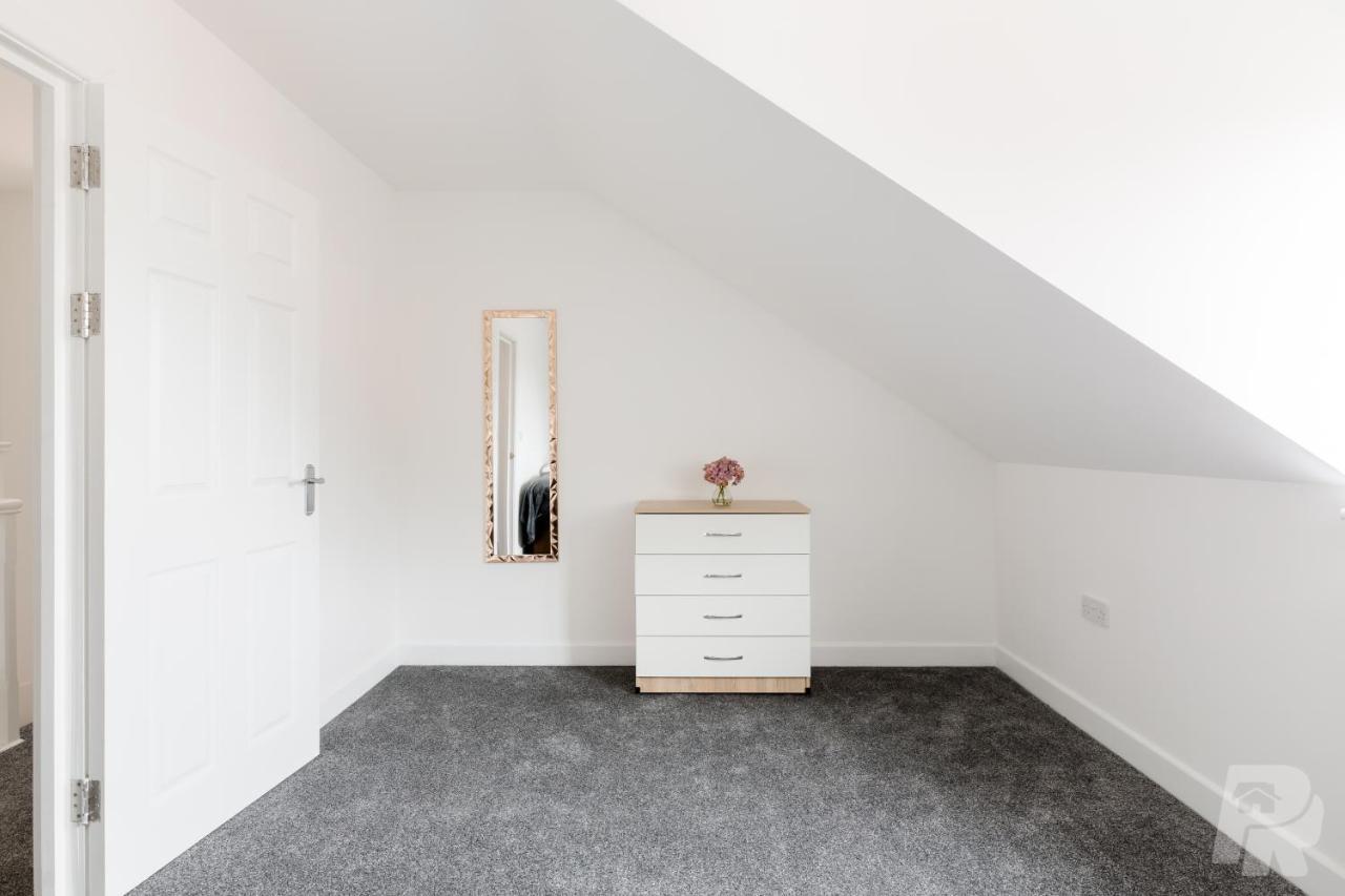 Birmingham Estate I By Prime Stays Экстерьер фото